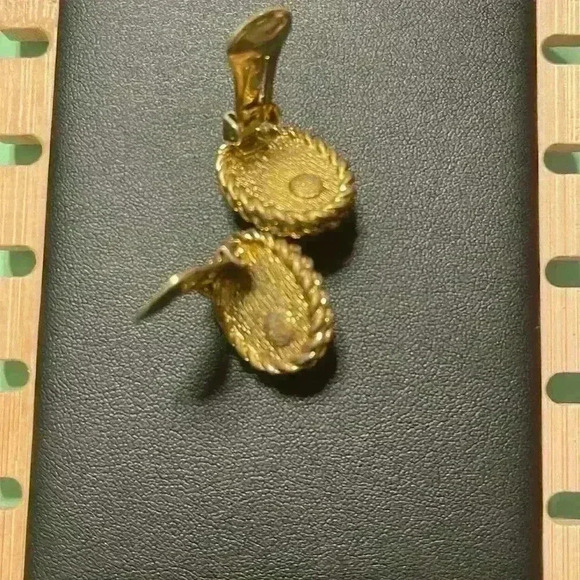 Dior Earrings Faux Pearl - Picture 4 of 5